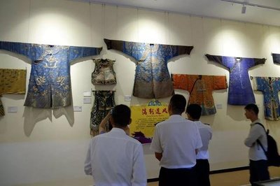 國家文物進(jìn)出境審核海南管理處（海口綜合保稅區(qū)工作站）在海口揭牌，助力文化藝術(shù)產(chǎn)業(yè)投資新篇章